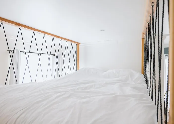 Celestin Marie Celine Rdc Hypercentre Lumineux * Виши